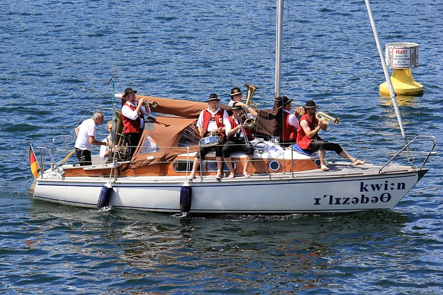 美记：格里芬当年也想终老快船，结果续约7个月后被交易至活塞