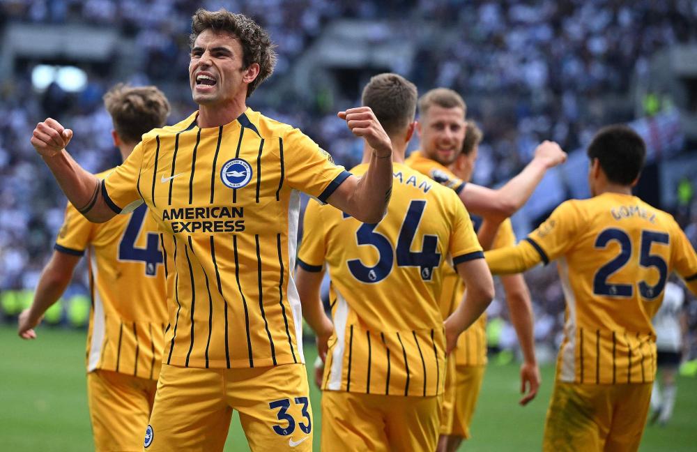 博主：萨拉赫将观看卡拉格解说曼联，俱乐部警告他的社媒动作