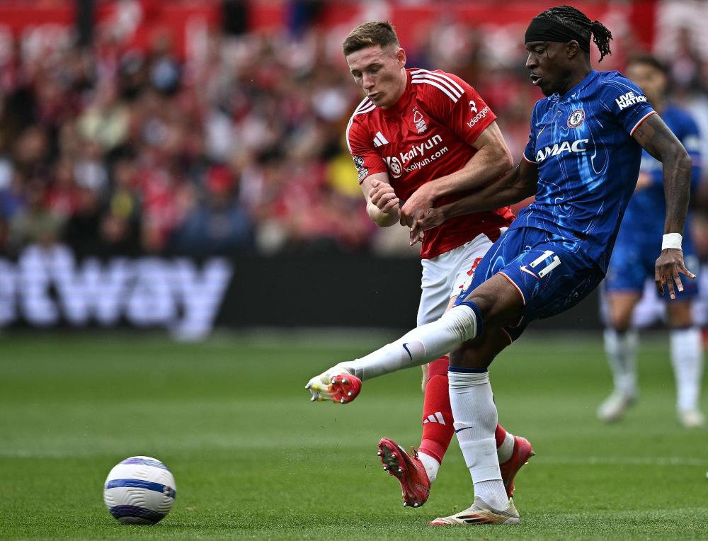 看国米的球也就从11／12赛季开始，最开始一直用...